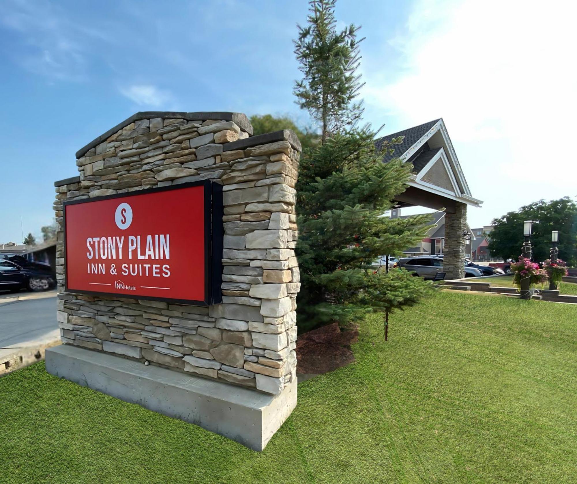 Stony Plain Inn & Suites Exteriér fotografie