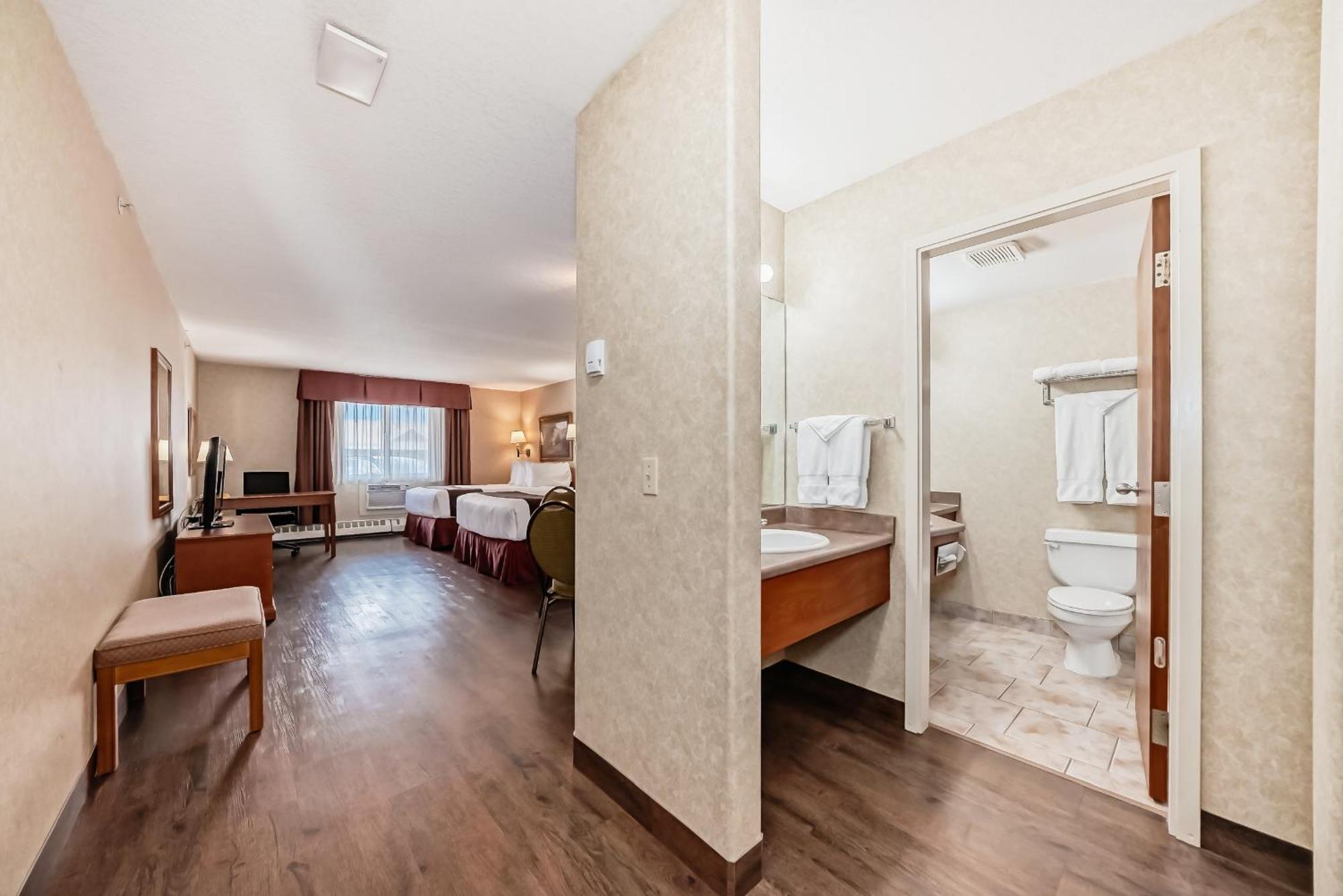 Stony Plain Inn & Suites Exteriér fotografie