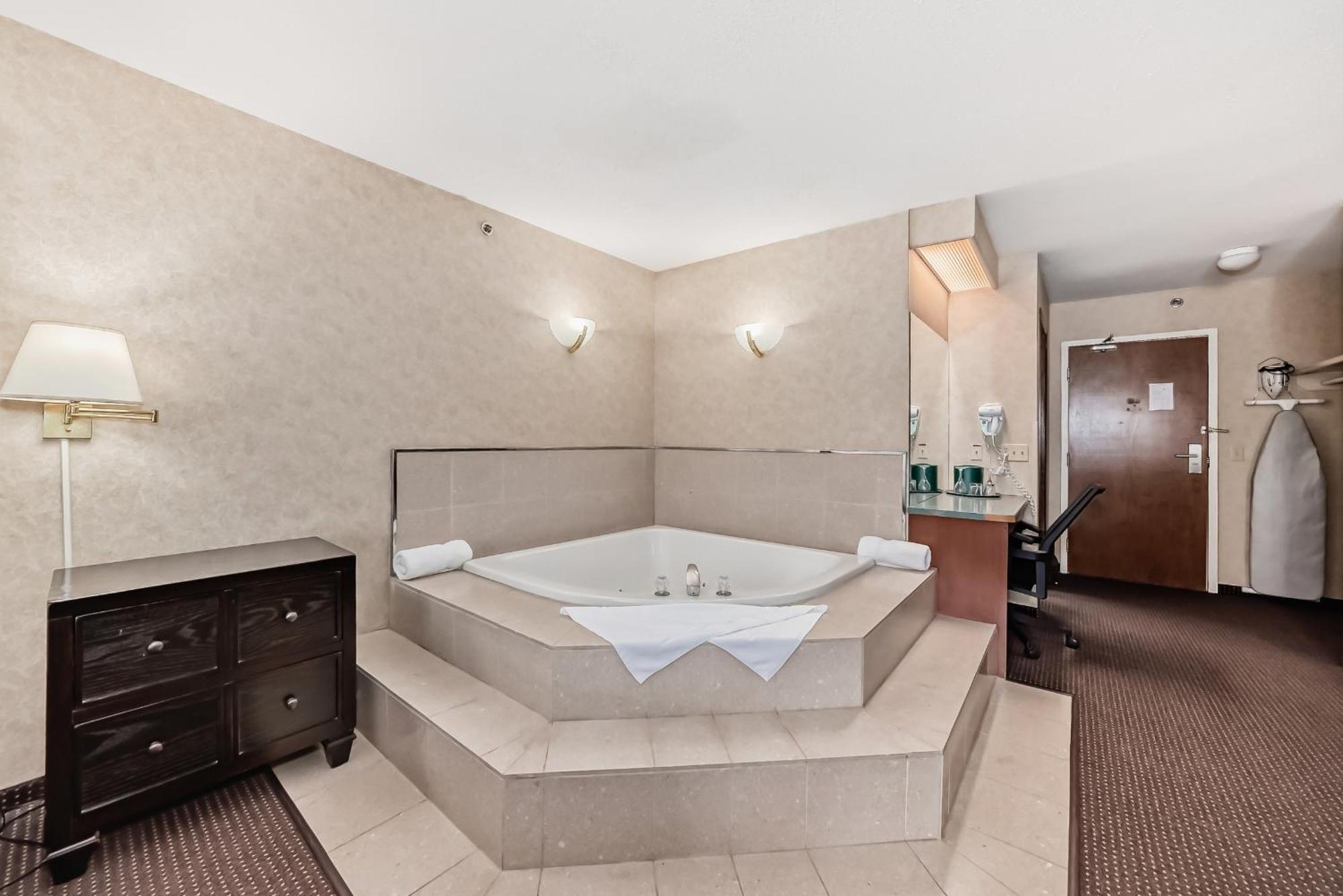 Stony Plain Inn & Suites Exteriér fotografie