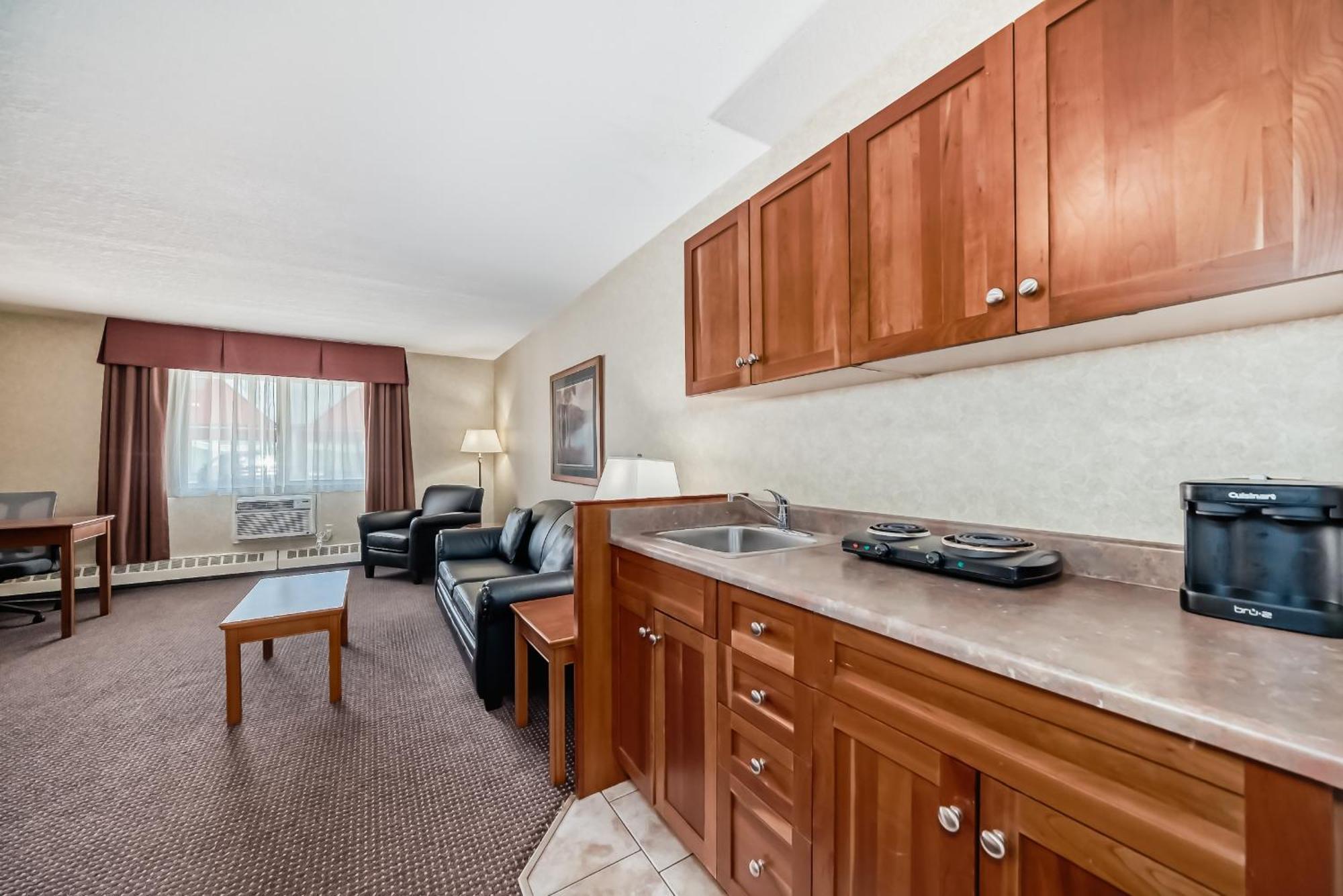 Stony Plain Inn & Suites Exteriér fotografie